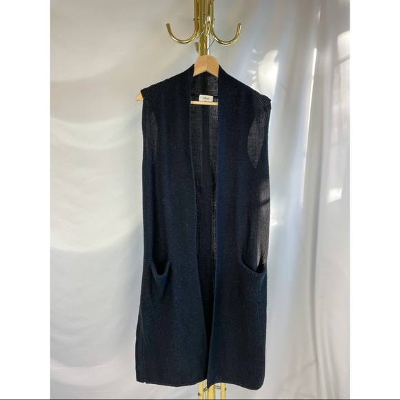 Aritzia Olivie Cardigan - Picture 4 of 9